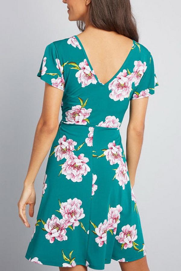 Chiffon A-line V-colar Dress