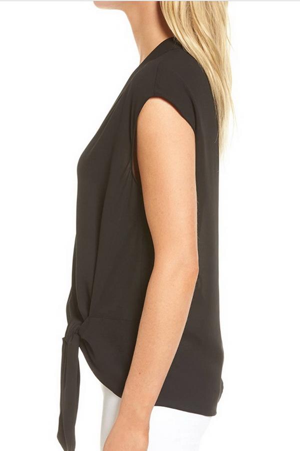 Sleeveless Deep V-collar Knotted Shirt