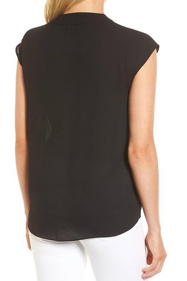 Sleeveless Deep V-collar Knotted Shirt