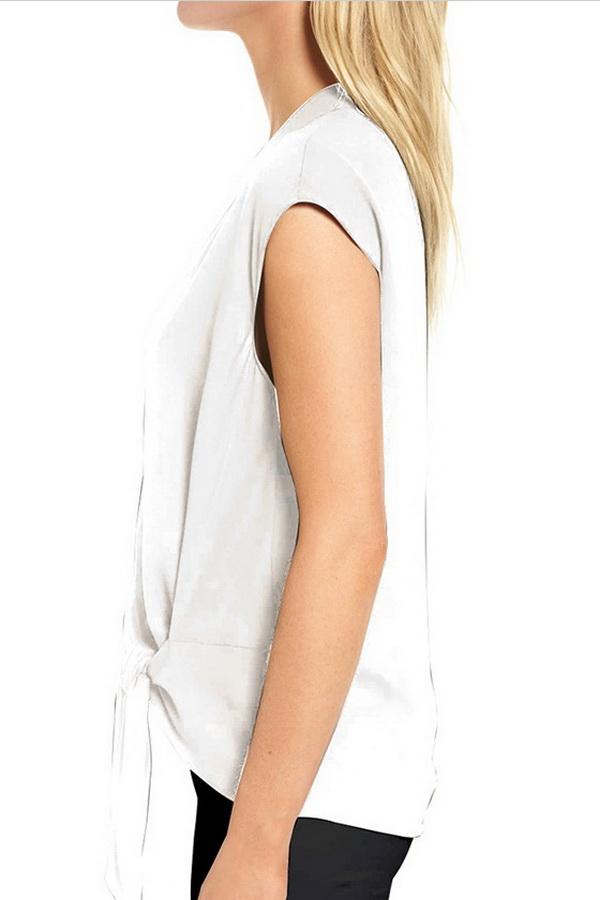 Sleeveless Deep V-collar Knotted Shirt