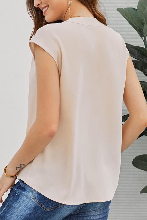 Sleeveless Deep V-collar Knotted Shirt