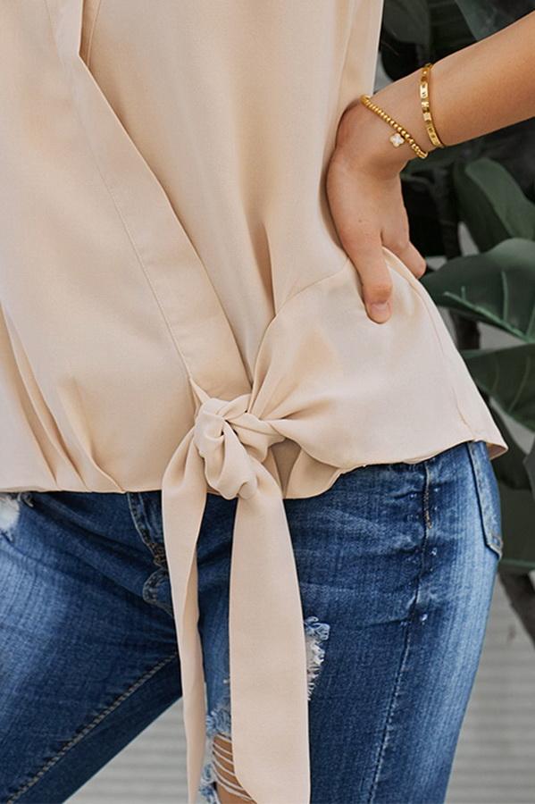 Sleeveless Deep V-collar Knotted Shirt