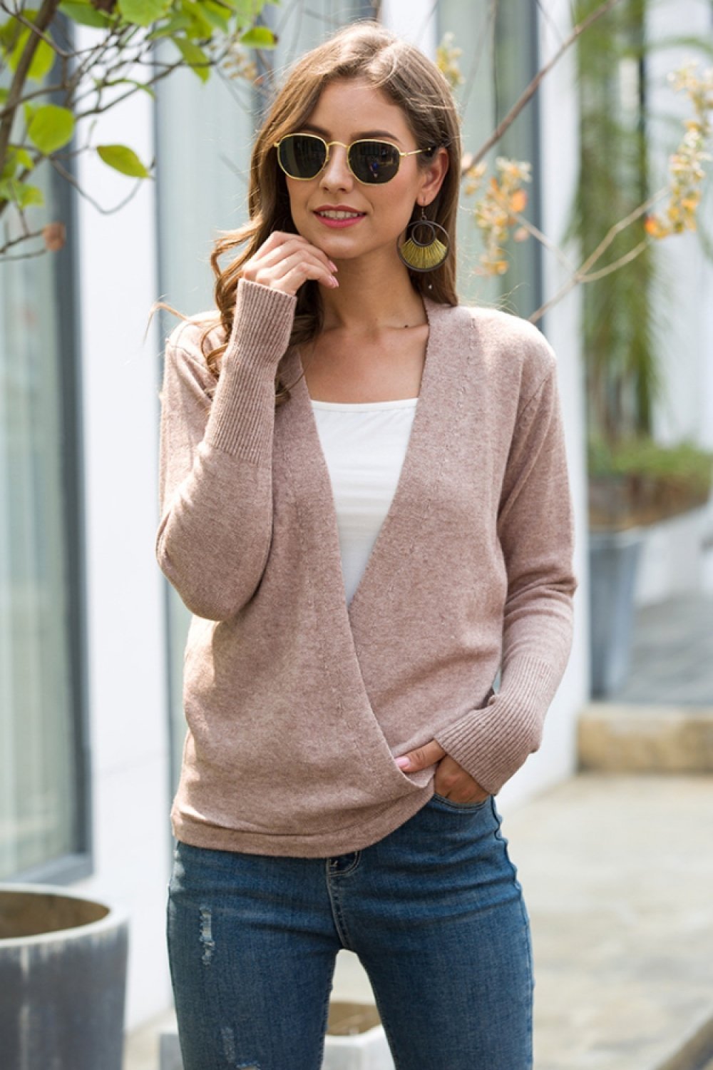 Slim Chest Cutout Cross Over Pullover