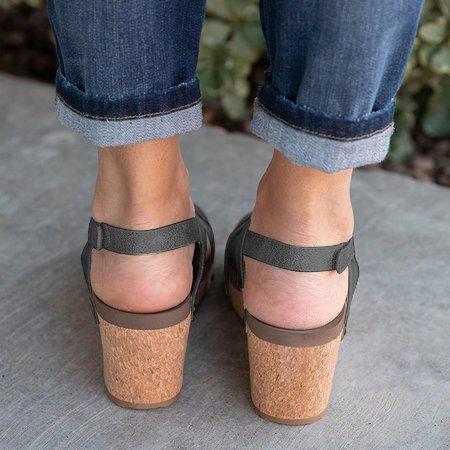Vintage Wedge Sandal Shoes
